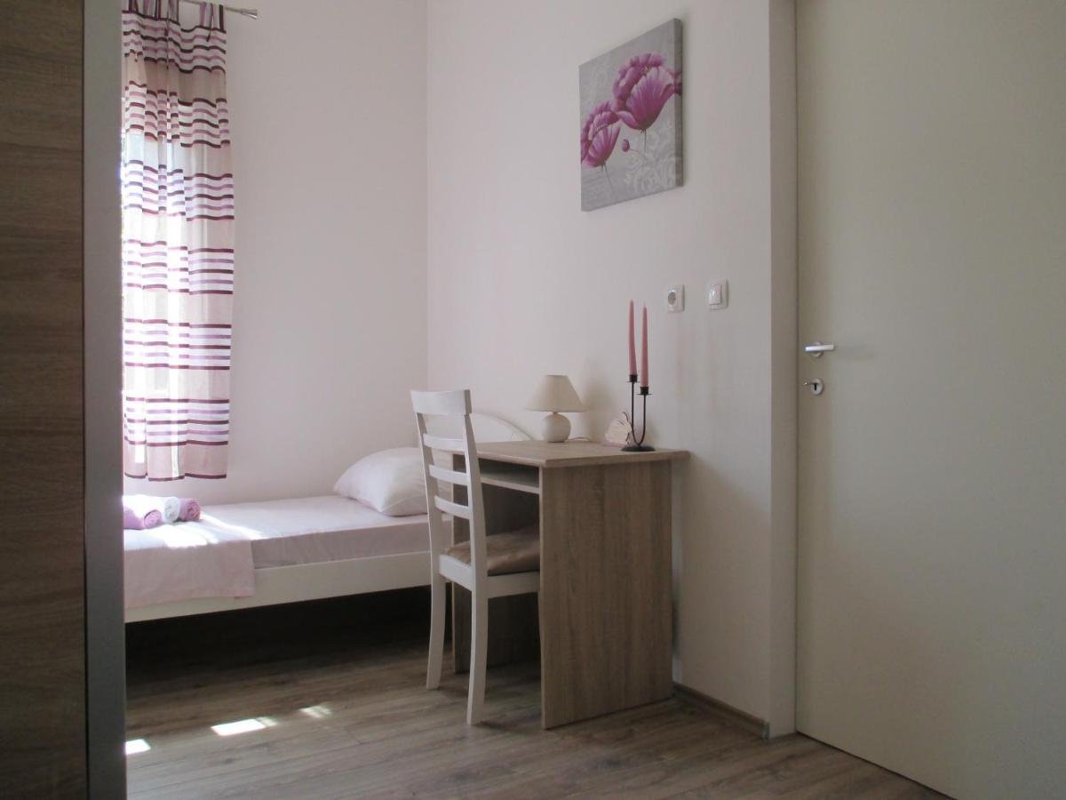 Apartment Near Center,Beach,Bus +Free Parking Zara Esterno foto