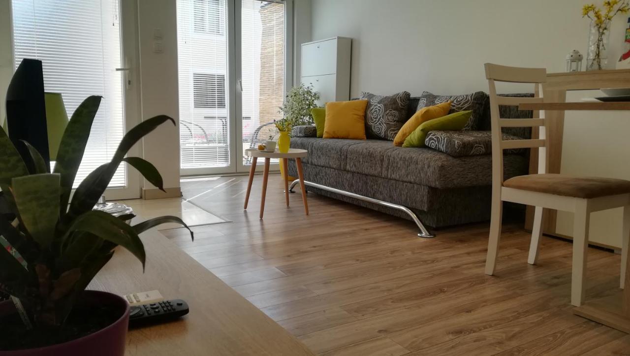 Apartment Near Center,Beach,Bus +Free Parking Zara Esterno foto